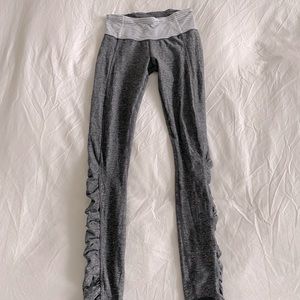 LuLuLemon Grey Leggings, Ruching Leg Details
